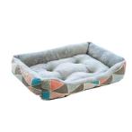 GEOMETRIC PET MAT (MEDIUM) (60x45x10cm) AIC0B045GM